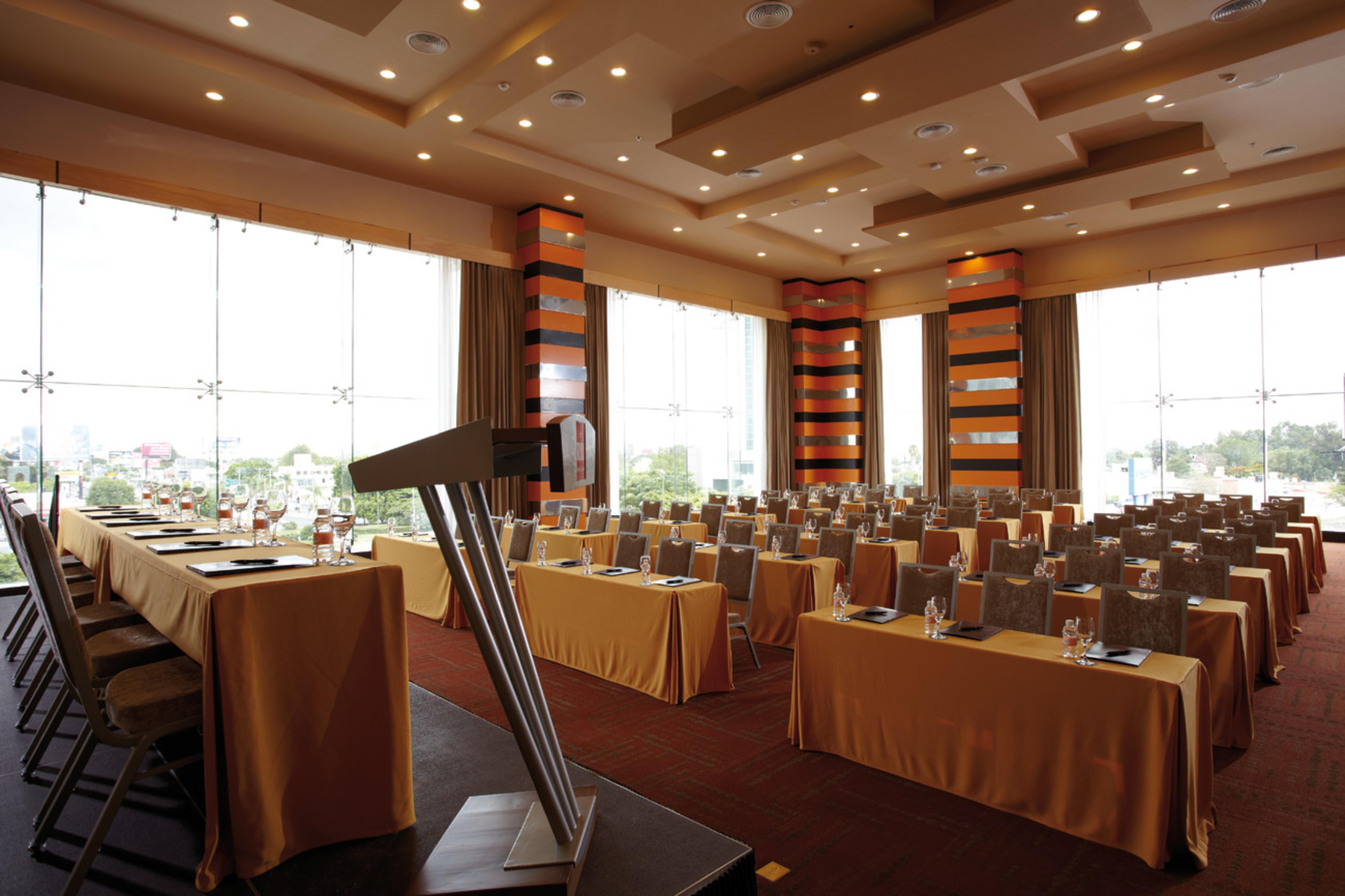 Riu Plaza Guadalajara Hotel Exterior photo