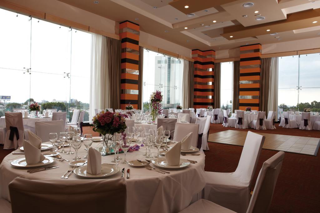 Riu Plaza Guadalajara Hotel Exterior photo